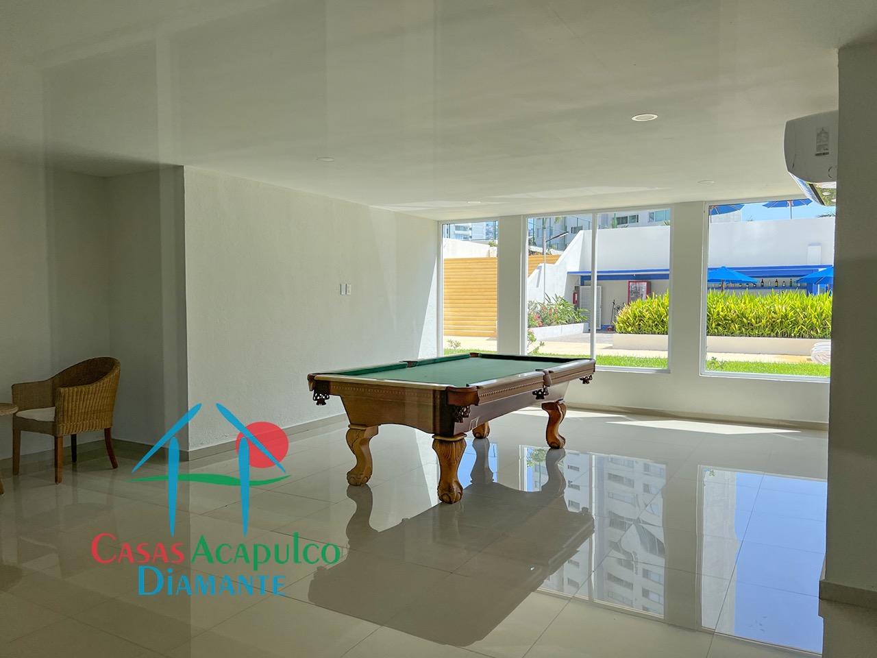 Acqualina Skylife - Salón de jóvenes 4